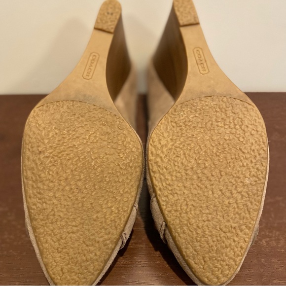 Coach, Size 9, Clay, Laney Kidsuede Wedge EUC - Picture 9 of 10